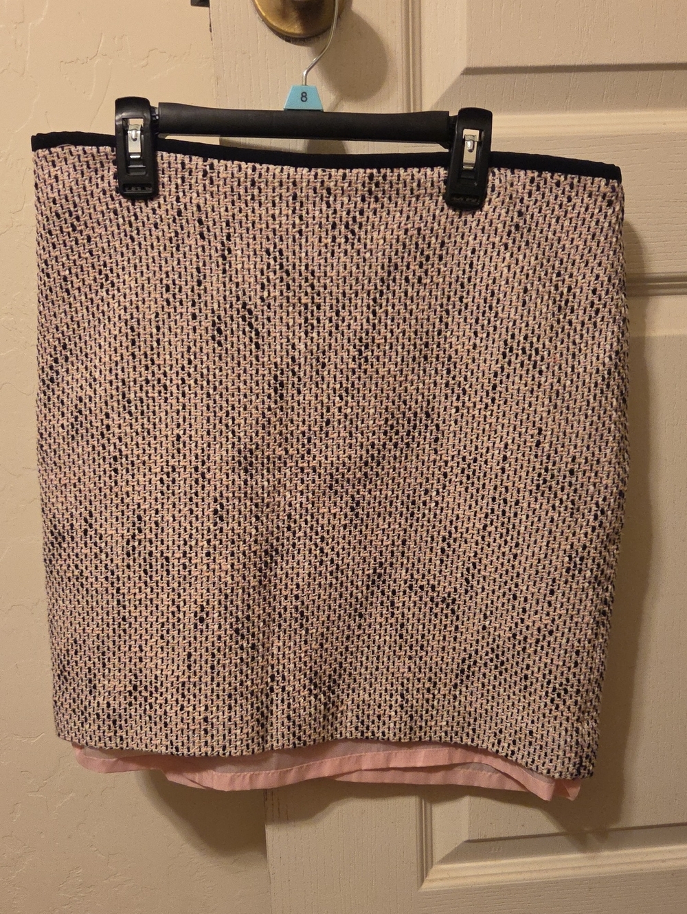 Vince Camuto Geometric Tweed  Mini Skirt in Pink & Black Like New